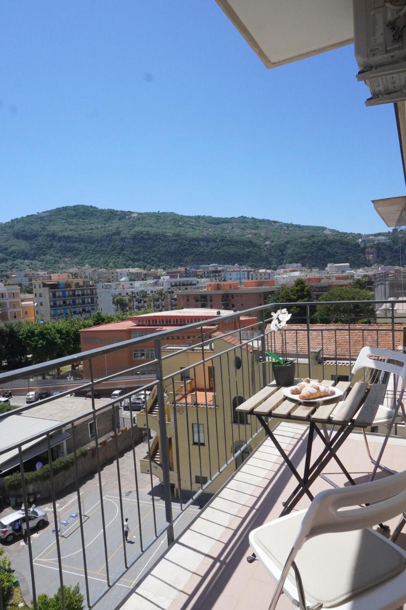 Casa Nelida, Sorrento Centre Appartement Buitenkant foto